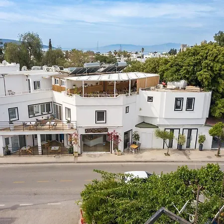 Mucho Butik Бодрум