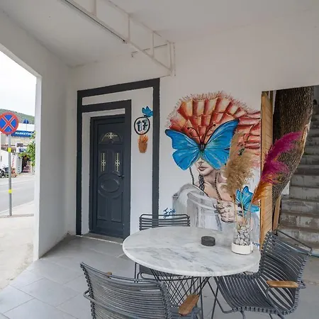 Mucho Butik Hotell 2*