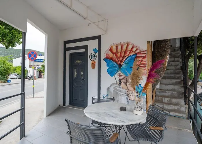 Mucho Butik Hotel 2*